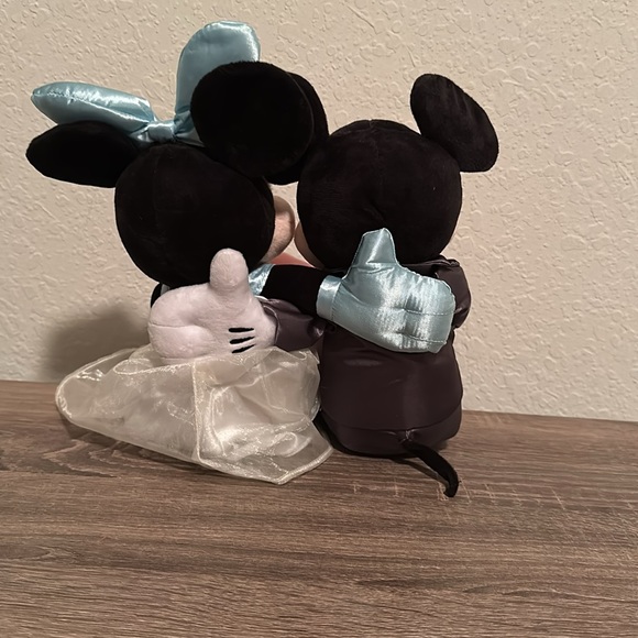 Wedding Minnie and Mickey - Picture 3 of 5